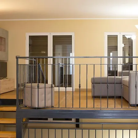 Sunset Loft מילאצו