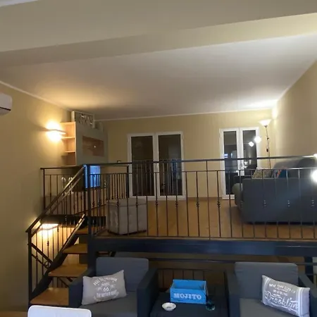 Sunset Loft 4* מילאצו