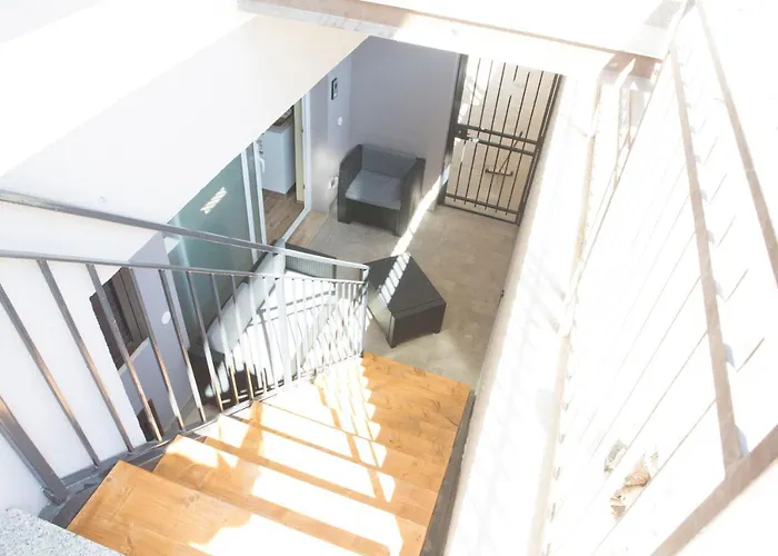 Sunset Loft Bed and breakfast